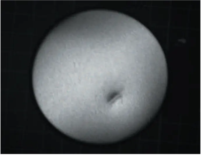 choc sur boîte métallique