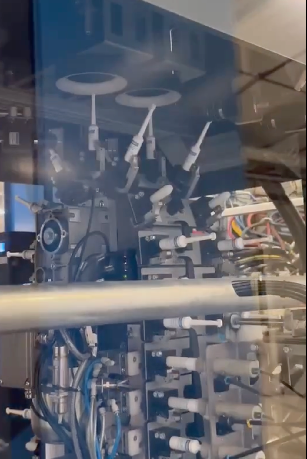 Contrôle de tubes pharmaceutiques